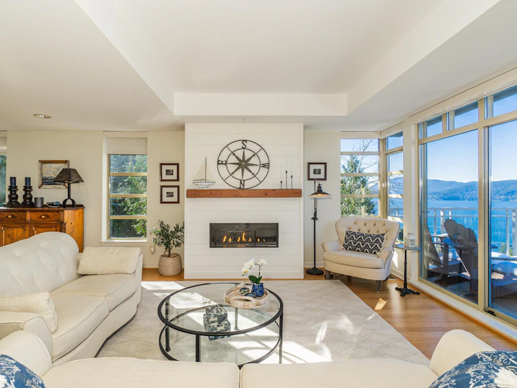 8549 Seascape Court, West Vancouver, BC, V7W 3J7 - 8