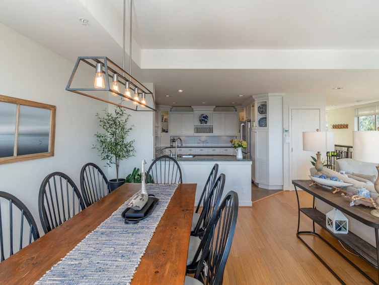 8549 Seascape Court, West Vancouver, BC, V7W 3J7 - 13