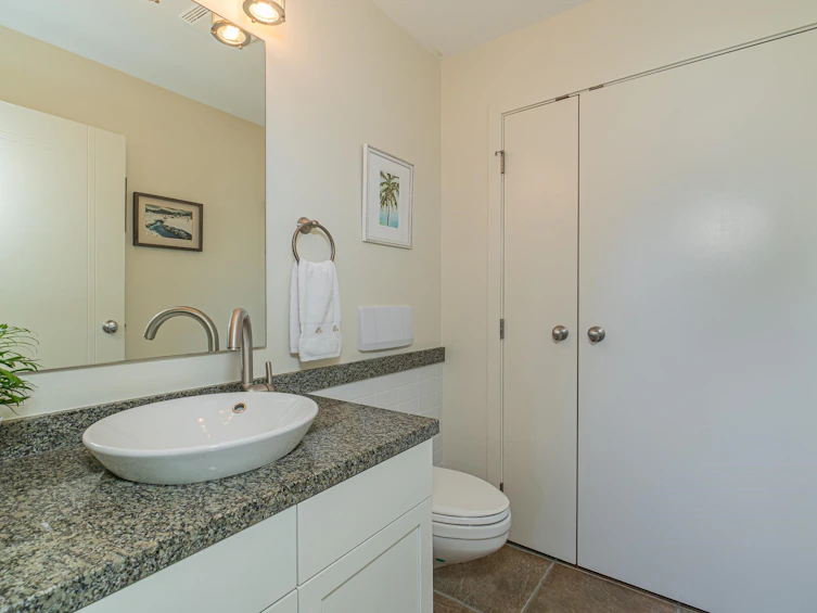 8549 Seascape Court, West Vancouver, BC, V7W 3J7 - 27