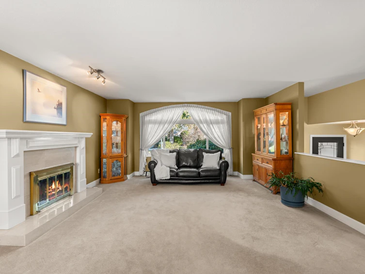 10635 Harrogate Drive, Delta, BC, V4C 8E2 - 2