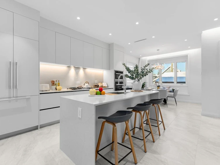 4007 W 19th Avenue, Vancouver, BC, V6S 1E2 - 6
