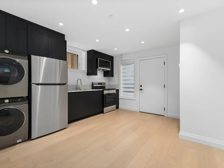 4007 W 19th Avenue, Vancouver, BC, V6S 1E2 - 28
