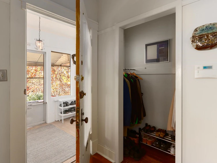 2912 Woodland Drive, Vancouver, BC, V5N 3R1 - 6