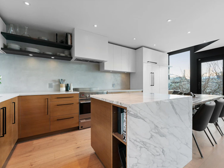 950 W 7th Avenue, Vancouver, BC, V5Z 1C3 - 5