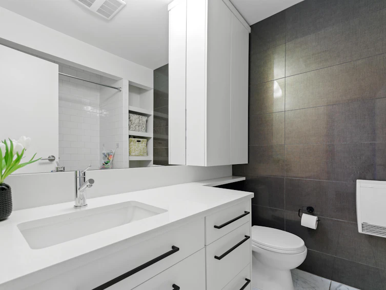950 W 7th Avenue, Vancouver, BC, V5Z 1C3 - 37