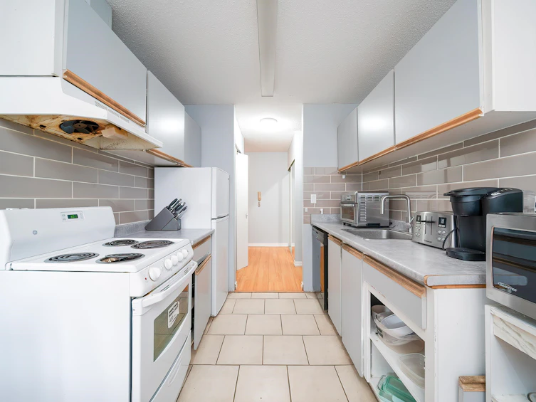 270-8140 B Williams Road, Richmond, BC, V7A 1G5 - 5