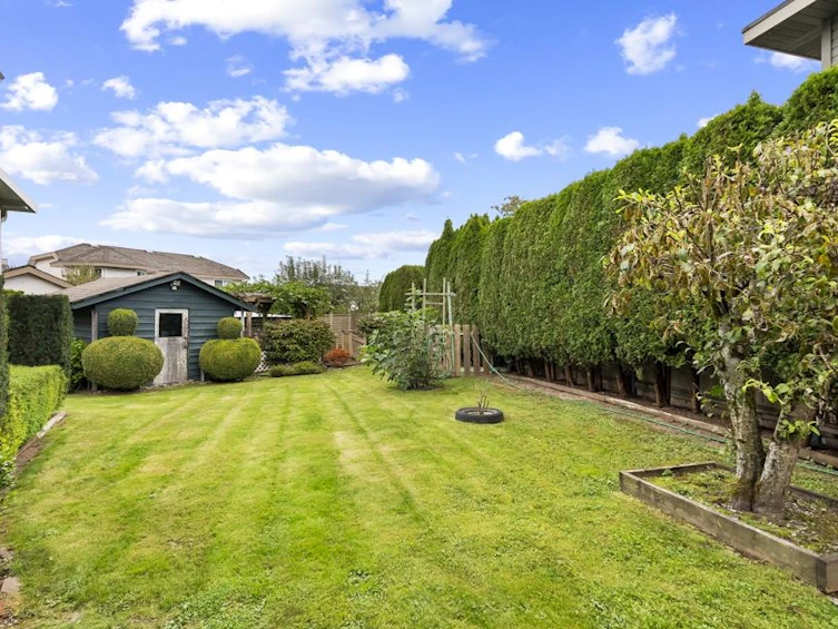 16349 86b Avenue, Surrey, BC, V4N 1C7 - 34