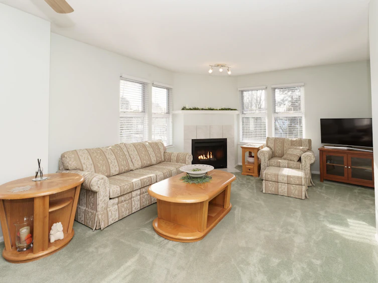 205-99 Begin Street, Coquitlam, BC, V3K 6R5 - 2