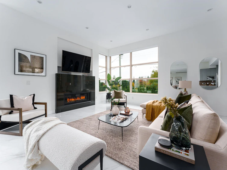955 Melbourne Avenue, North Vancouver, BC, V7R 1P1 - 4