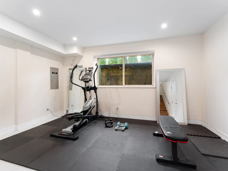 955 Melbourne Avenue, North Vancouver, BC, V7R 1P1 - 31