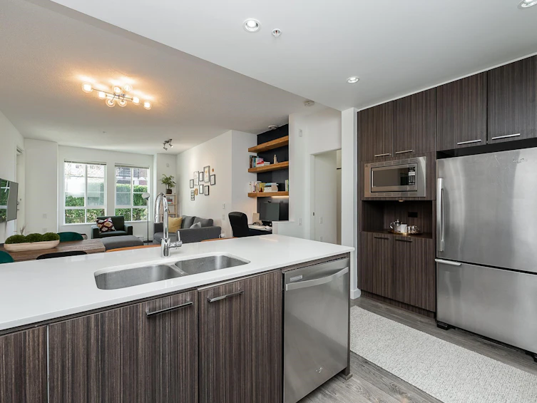 112-553 Foster Avenue, Coquitlam, BC, V3J 0B5 - 6