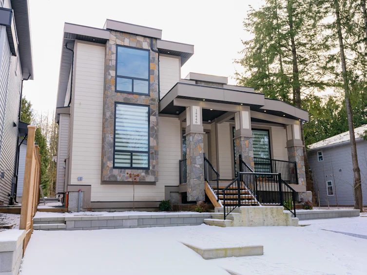 14446 60th Avenue, Surrey, BC, V3S 1R3