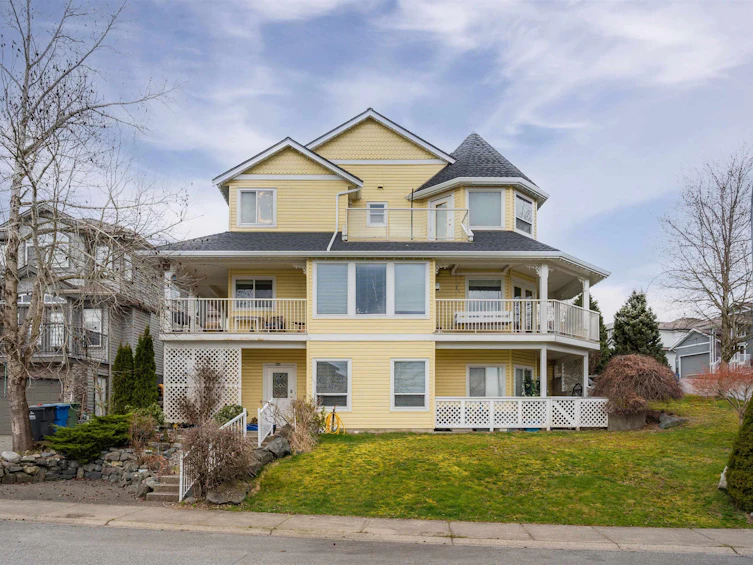 3449 Promontory Court, Abbotsford, BC, V2T 6S8 - 3