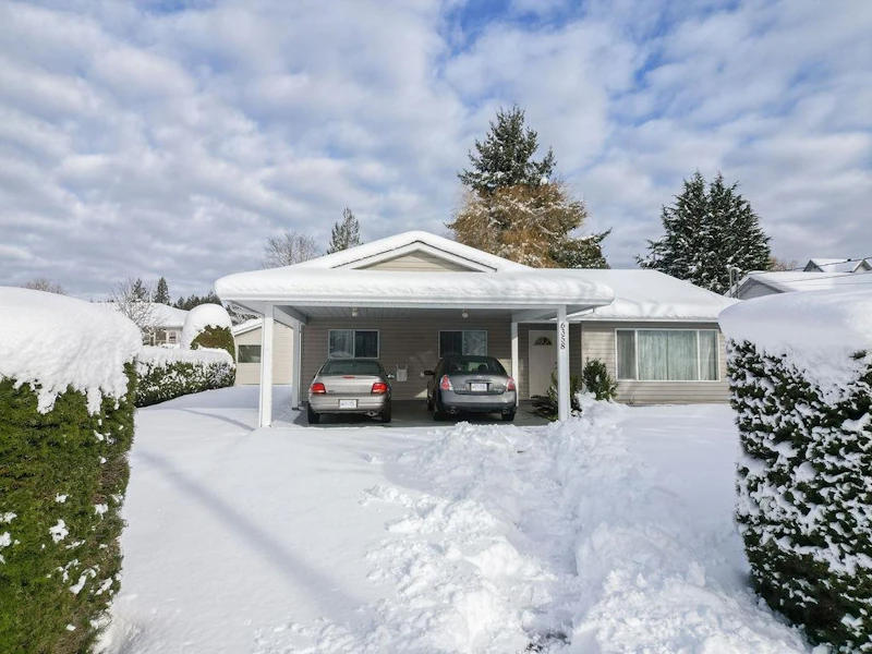 6358 Oracle Road, Sechelt BC