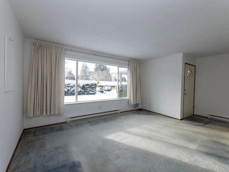 6358 Oracle Road, Sechelt, BC, V7Z 0R8 - 6