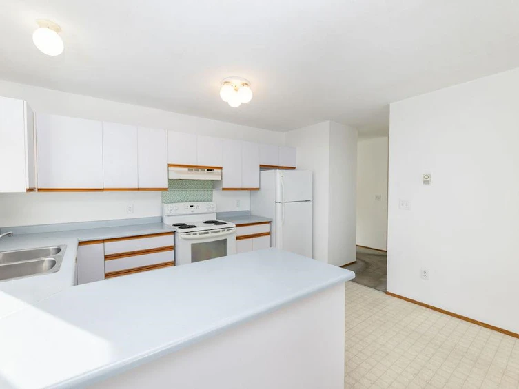 6358 Oracle Road, Sechelt, BC, V7Z 0R8 - 14