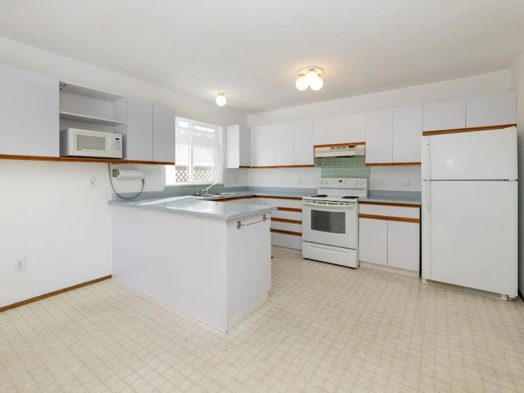 6358 Oracle Road, Sechelt, BC, V7Z 0R8 - 17