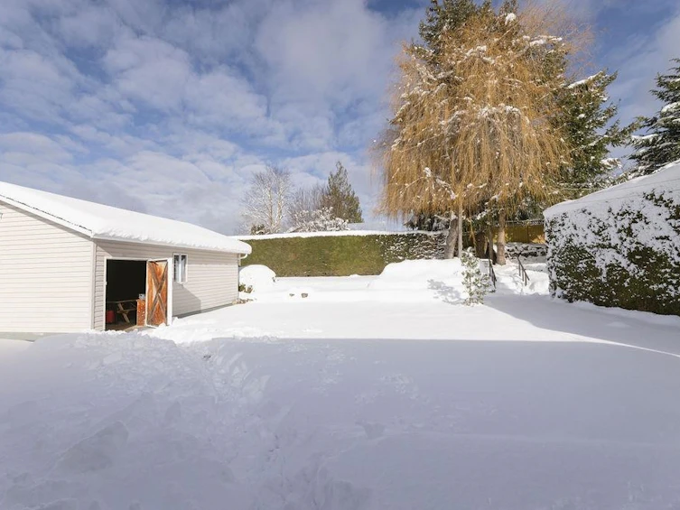 6358 Oracle Road, Sechelt, BC, V7Z 0R8 - 27