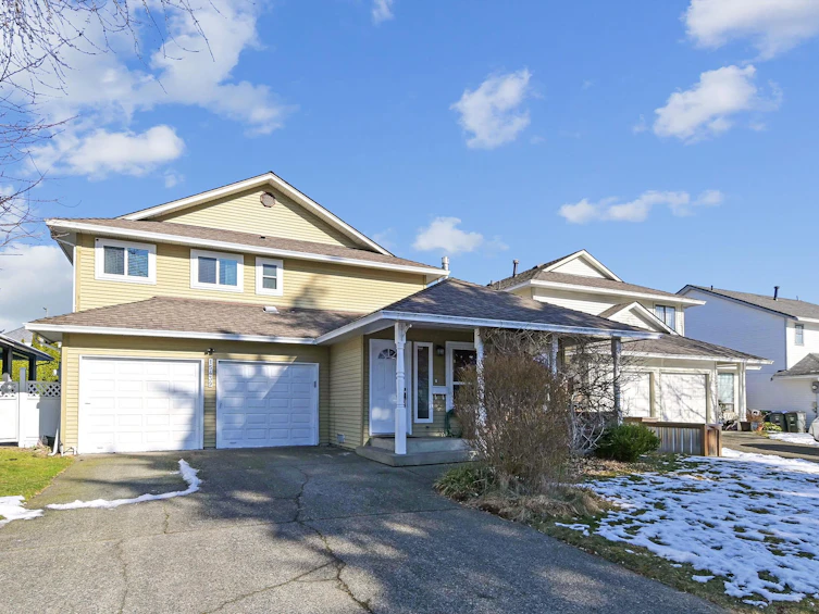 15439 95a Avenue, Surrey, BC, V3R 7T1 - 2