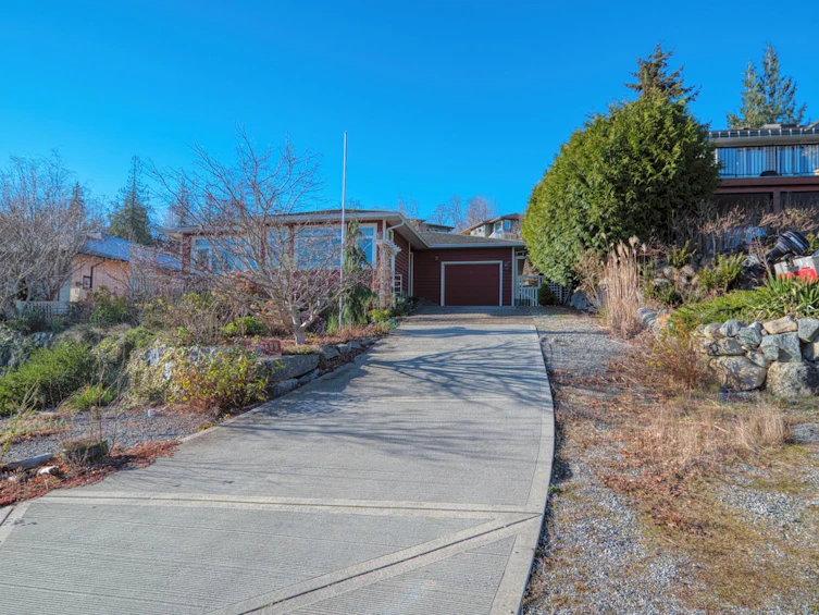 5599 Medusa Place, Sechelt, BC, V7Z 0V1 - 3