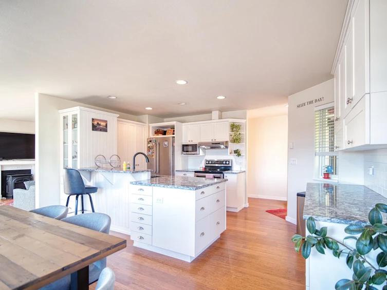 5599 Medusa Place, Sechelt, BC, V7Z 0V1 - 16