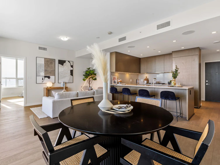 1602-112 E 13th Street, North Vancouver, BC, V7L 0E4 - 9