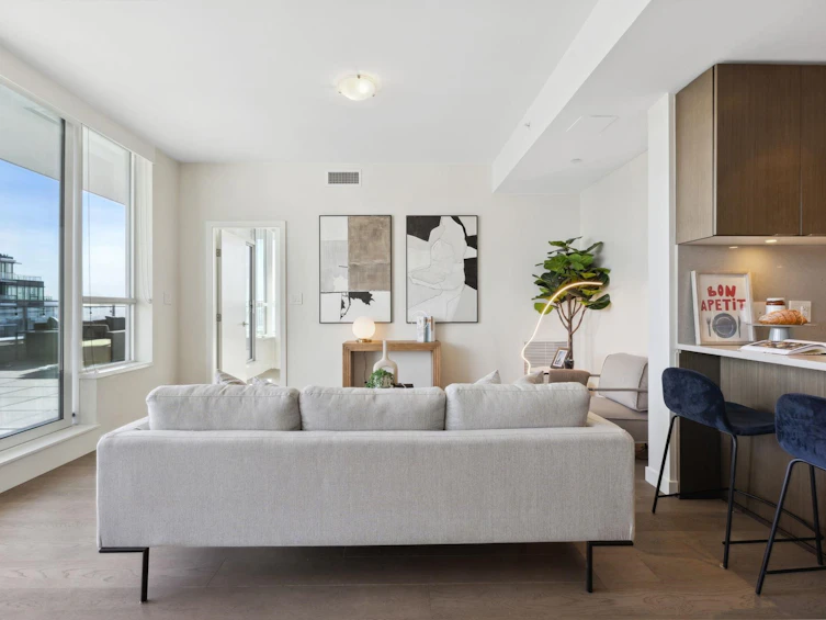 1602-112 E 13th Street, North Vancouver, BC, V7L 0E4 - 10