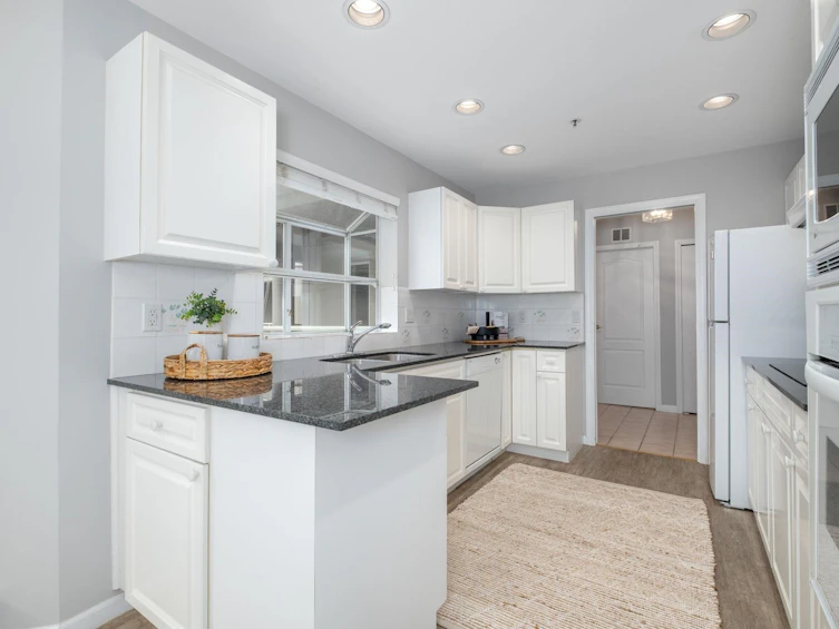 216-7600 Moffatt Road, Richmond, BC, V6Y 3V1 - 11