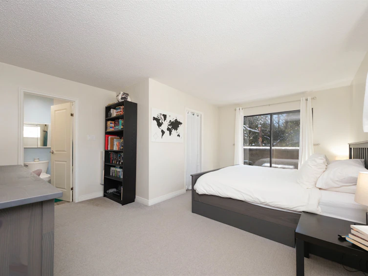 3333 Mountain Highway, North Vancouver, BC, V7K 2H4 - 11