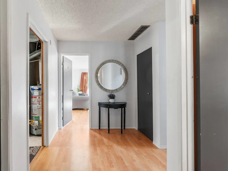 15058 98a Avenue, Surrey, BC, V3R 8H3 - 5