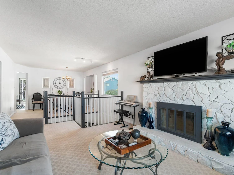 15058 98a Avenue, Surrey, BC, V3R 8H3 - 17