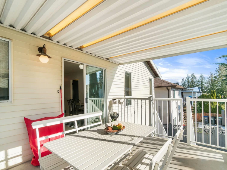 15058 98a Avenue, Surrey, BC, V3R 8H3 - 25
