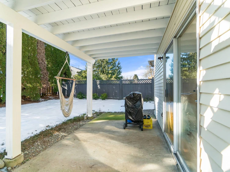 15058 98a Avenue, Surrey, BC, V3R 8H3 - 33