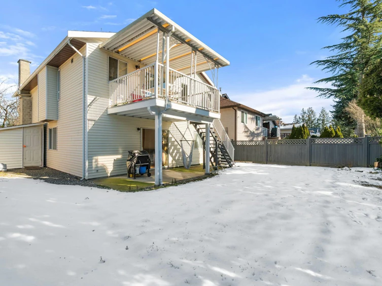 15058 98a Avenue, Surrey, BC, V3R 8H3 - 36