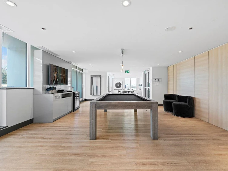 1302-1632 Lions Gate Lane, North Vancouver, BC, V7P 0E2 - 25