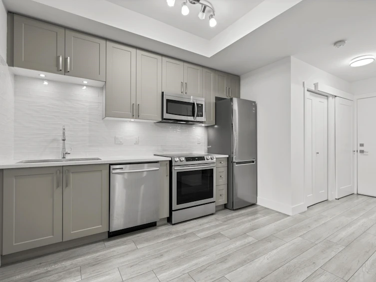 509-9689 140 Street, Surrey, BC, V3T 0P3 - 6