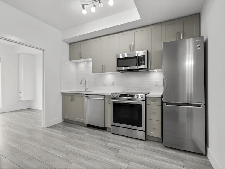 509-9689 140 Street, Surrey, BC, V3T 0P3 - 5