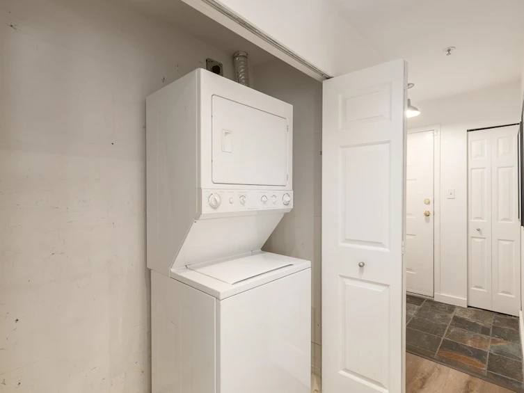 W101-639 W 14th Avenue, Vancouver, BC, V5Z 1P7 - 12
