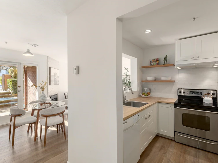 W101-639 W 14th Avenue, Vancouver, BC, V5Z 1P7 - 10