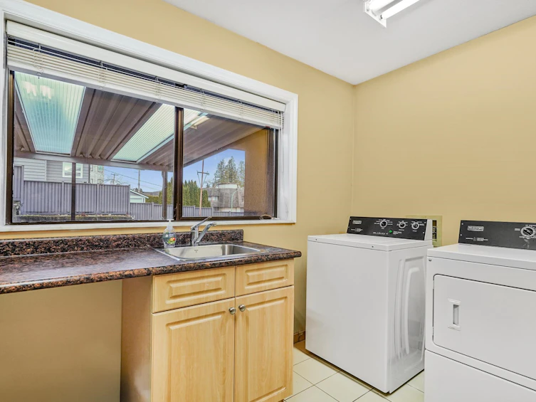 376 Hythe Avenue, Burnaby, BC, V5B 3H9 - 9