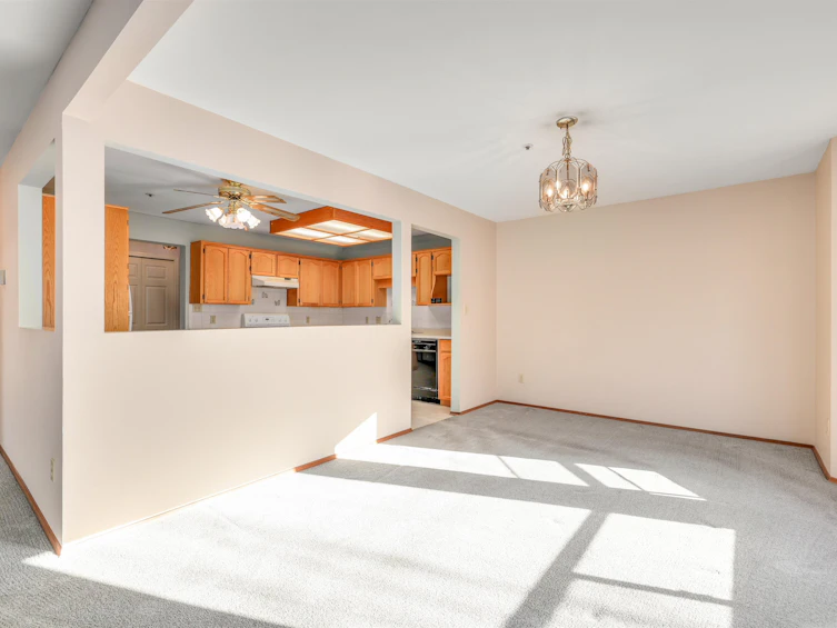 101-5377 201a Street, Langley, BC, V3A 1S7