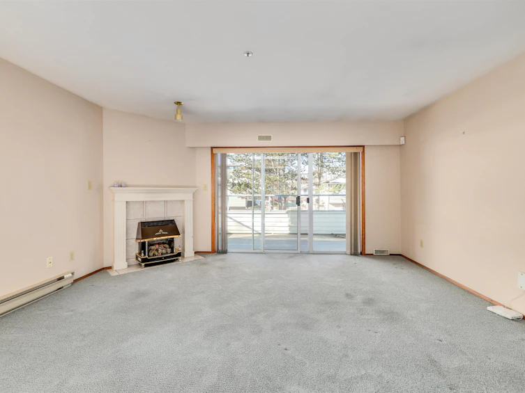 101-5377 201a Street, Langley, BC, V3A 1S7 - 7