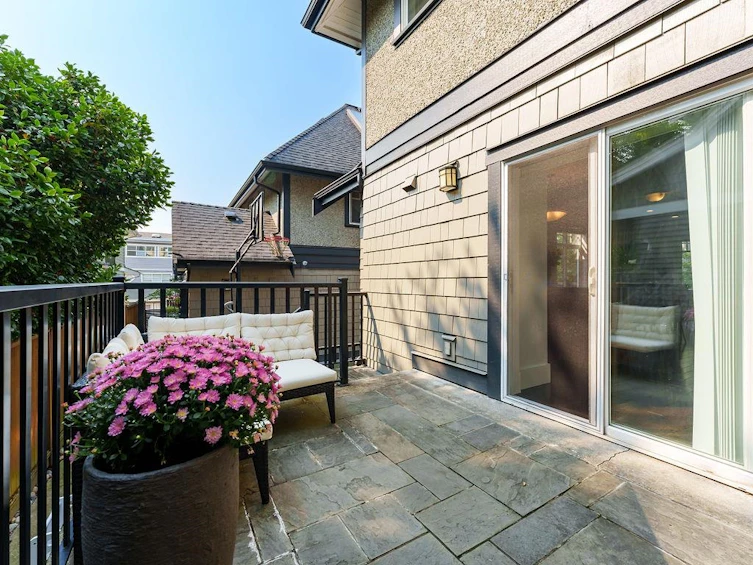 786 St. Georges Avenue, North Vancouver, BC, V7L 4T1 - 32