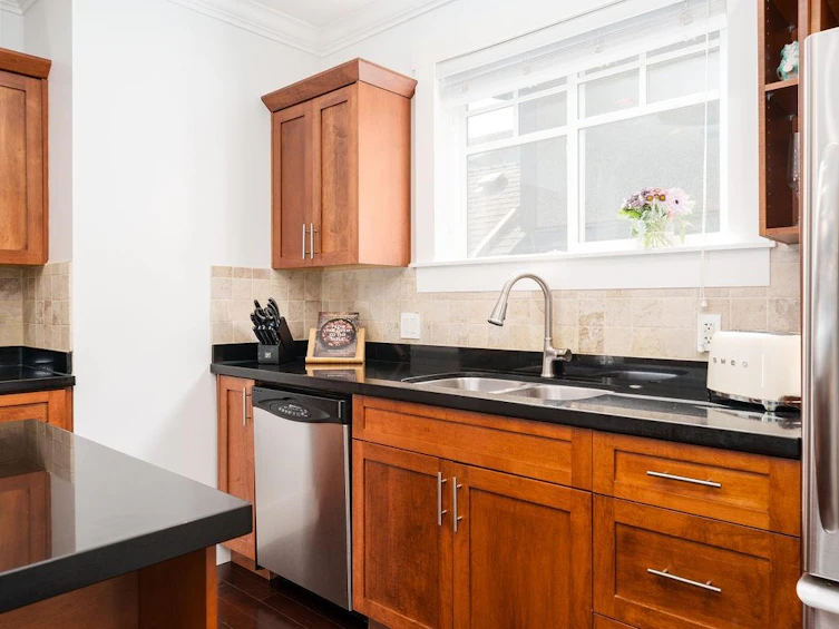 786 St. Georges Avenue, North Vancouver, BC, V7L 4T1 - 28