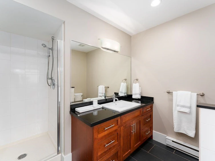 786 St. Georges Avenue, North Vancouver, BC, V7L 4T1 - 9
