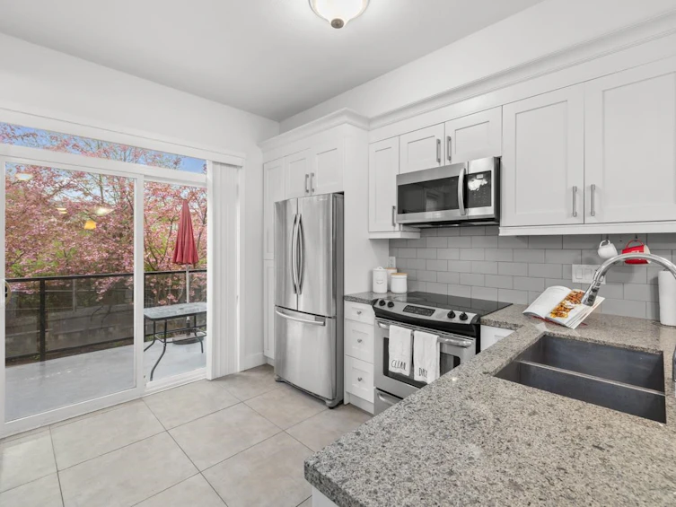 12-1299 Coast Meridian Road, Coquitlam, BC, V3E 0H6 - 4