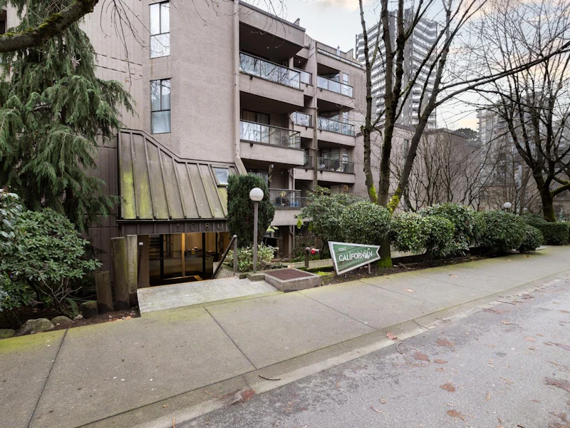 214 - 1080 Pacific Street, Vancouver BC V6E 4C2