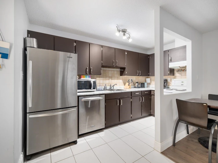 214-1080 Pacific Street, Vancouver, BC, V6E 4C2 - 8