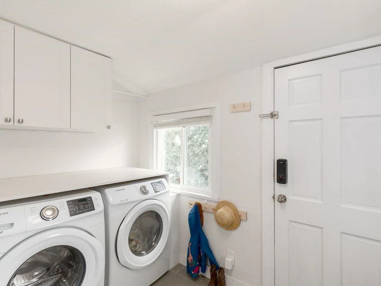 1596 E 33rd Avenue, Vancouver, BC, V5N 3C8 - 10