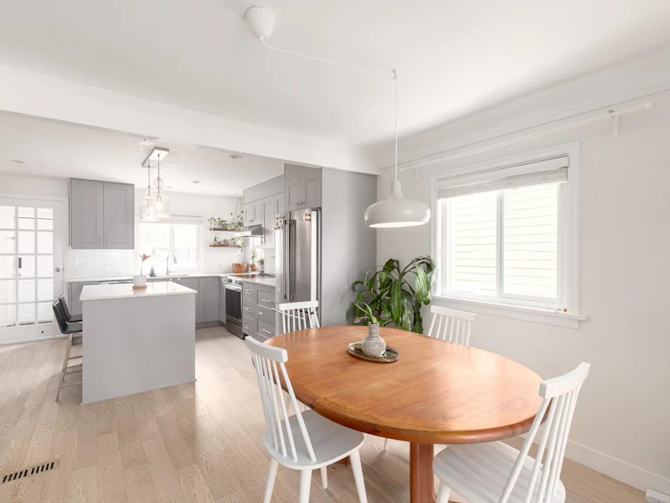 1596 E 33rd Avenue, Vancouver, BC, V5N 3C8 - 4